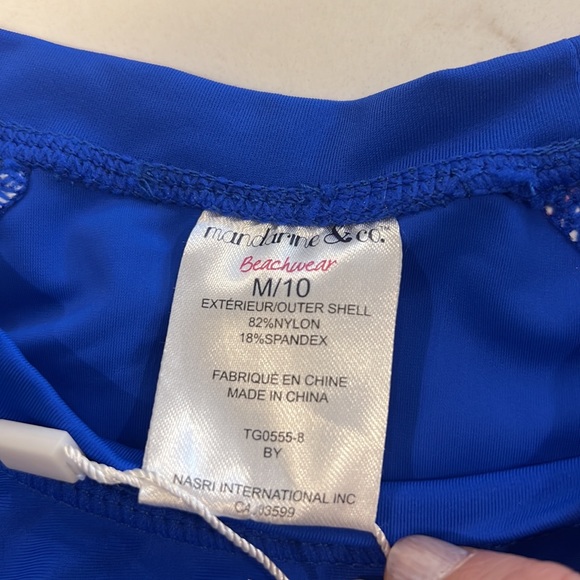 NWT Rash Guard Youth Size M (10) - Picture 3 of 4